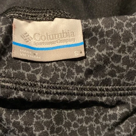 Columbia Women’s Siren Splash Skort/Golf Tennis Skirt. Size S - Picture 3 of 4